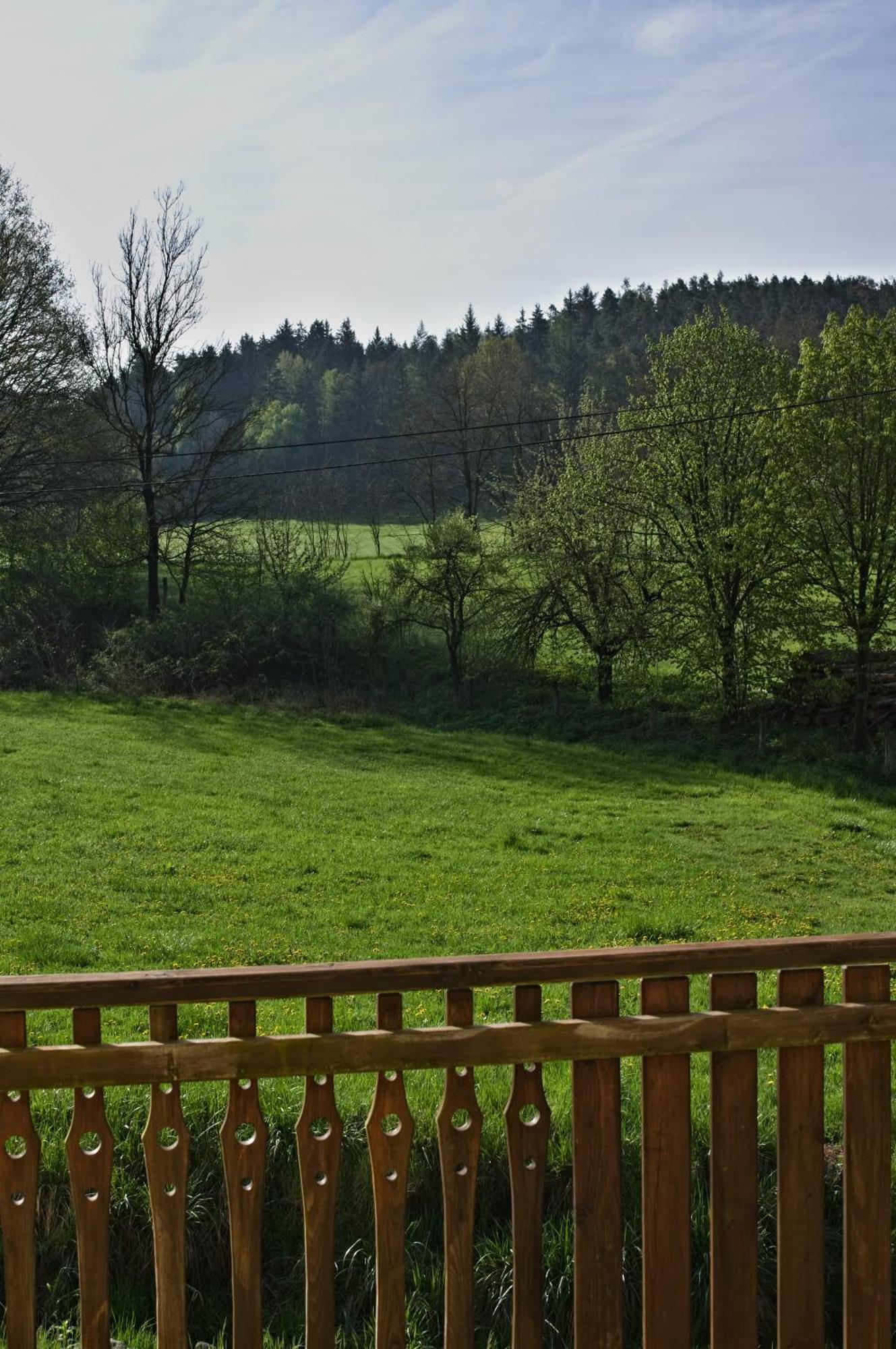 Mlyn Kamenice Klucenice Esterno foto